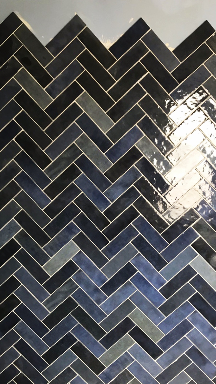 Carrelage : pose en chevrons
